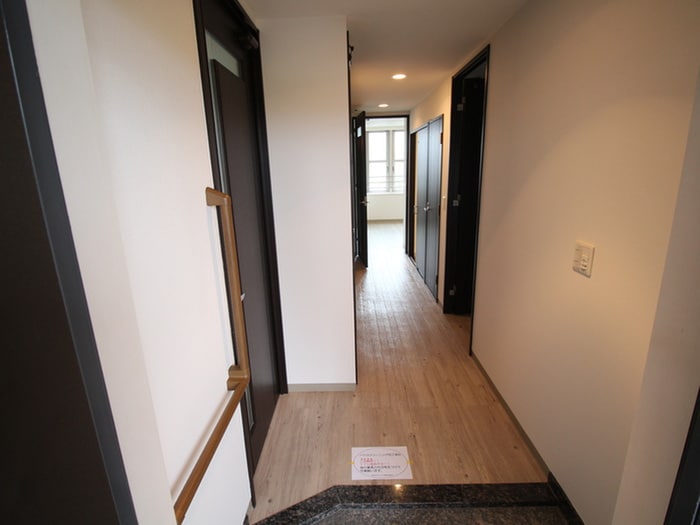 廊下 プリモアトーレ