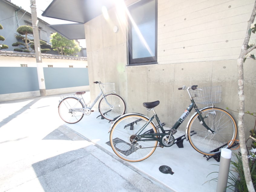 駐輪場 LuXe新大阪