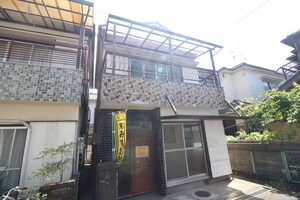 美原区真福寺貸家