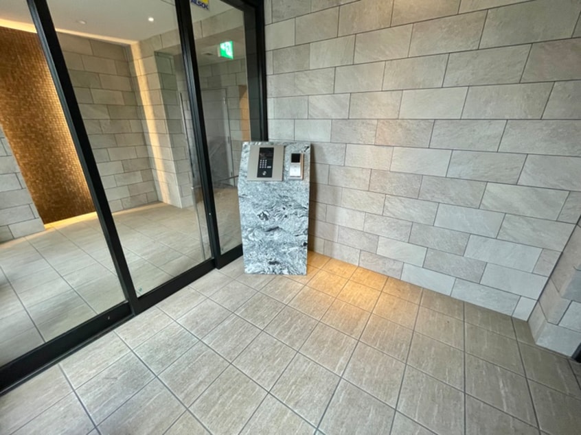 エントランス部分 グレース桂川