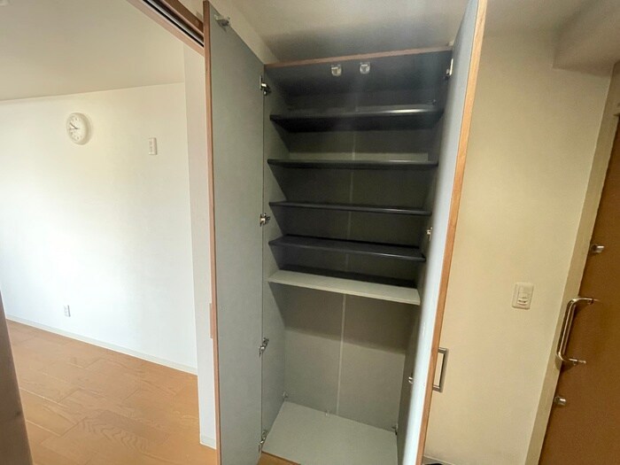 靴箱 ラ･ファミリア山坂