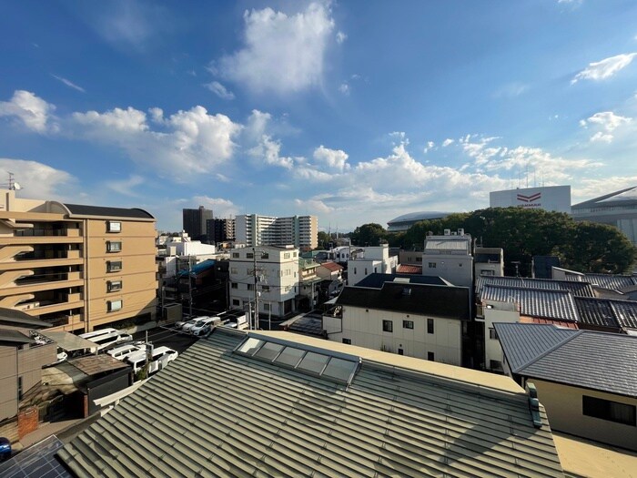 室内からの展望 ラ･ファミリア山坂