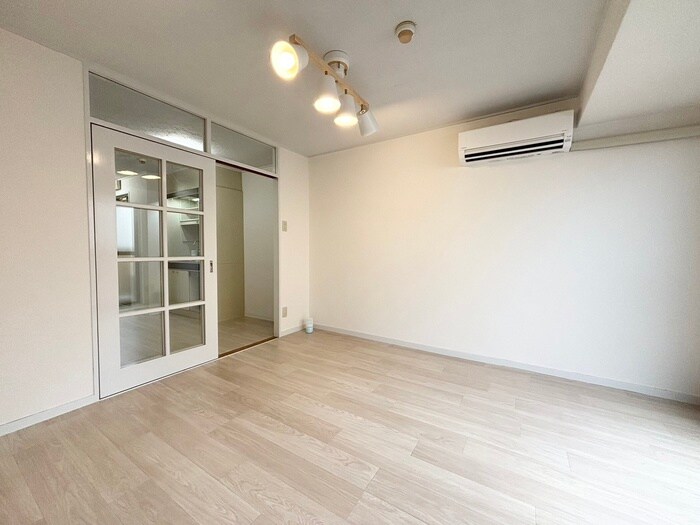 居室 エステート難波