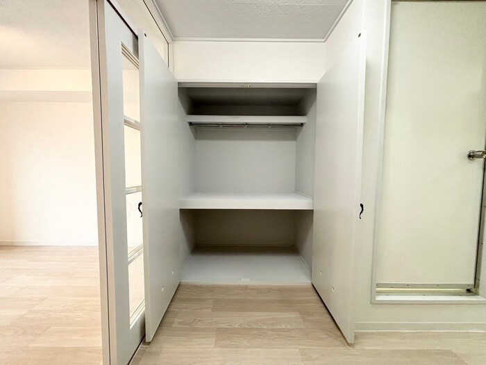 収納 エステート難波