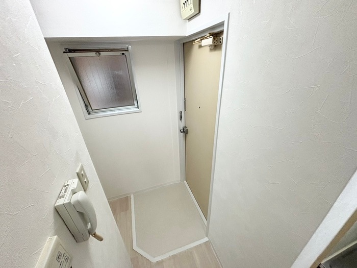 玄関 エステート難波