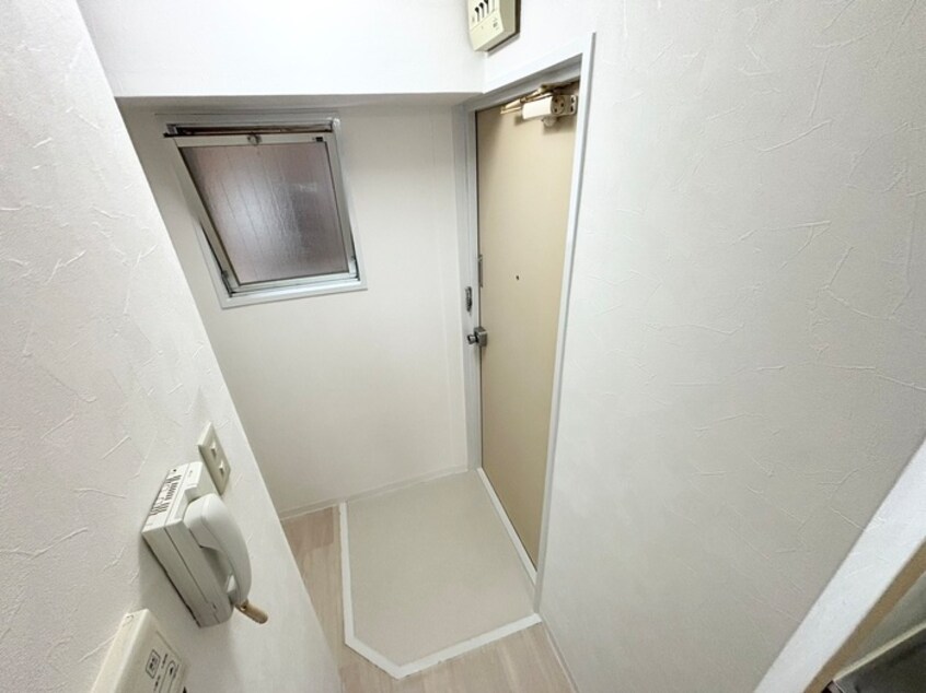 玄関 エステート難波