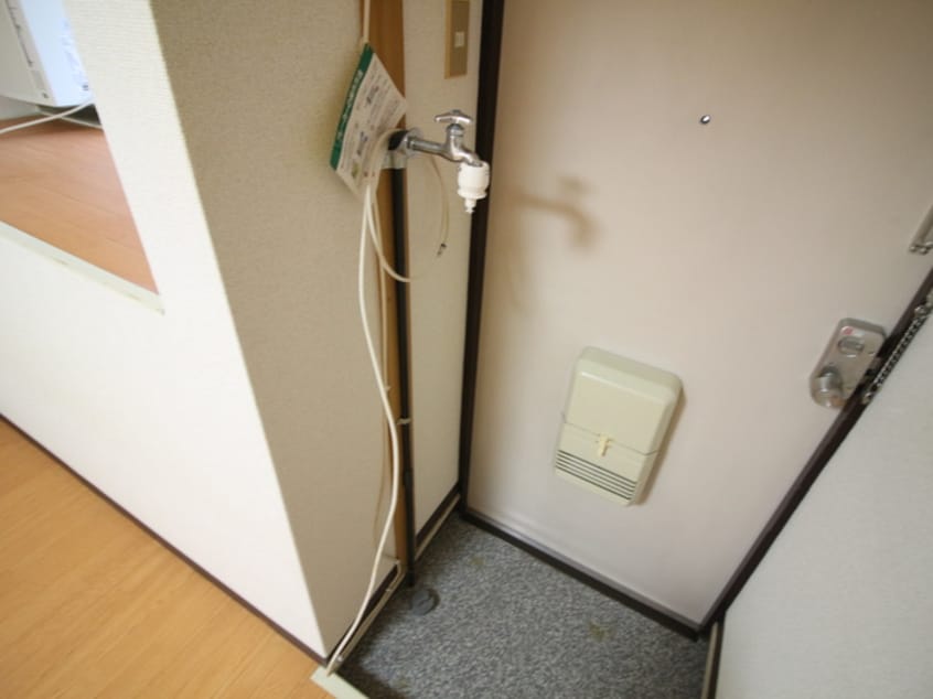 洗濯機置場 ﾂｰﾃﾞｨﾊｳｽ