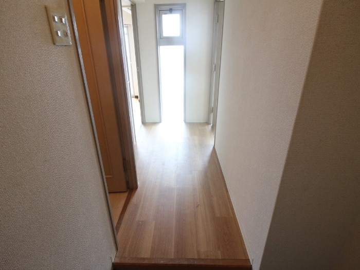 廊下 スカイウェイ洛北