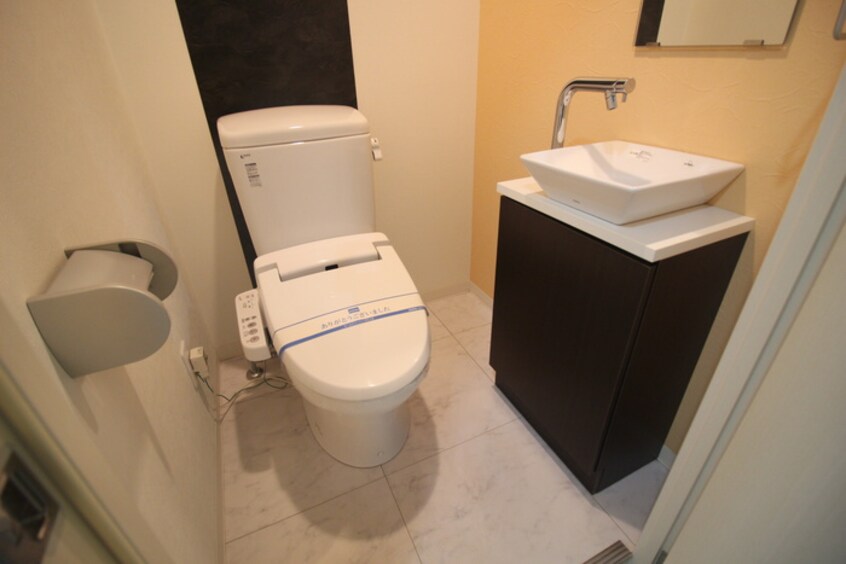 トイレ ＷＨＩＴＥＰＬＡＺＡ