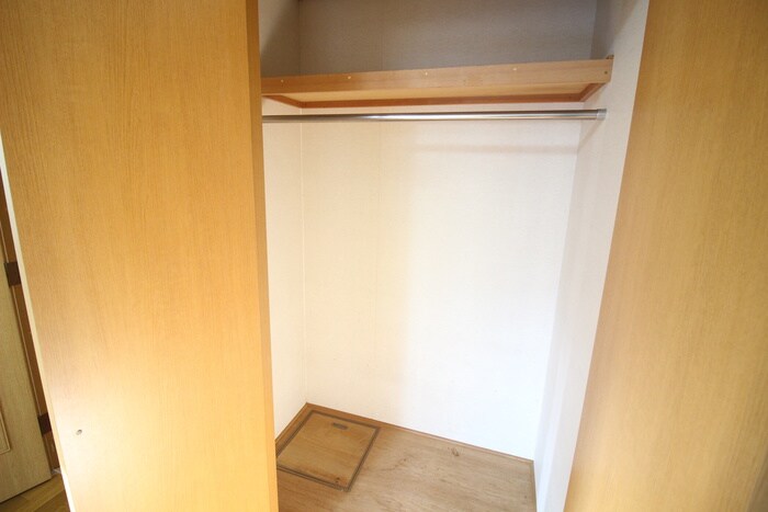 収納 メゾン小百合園