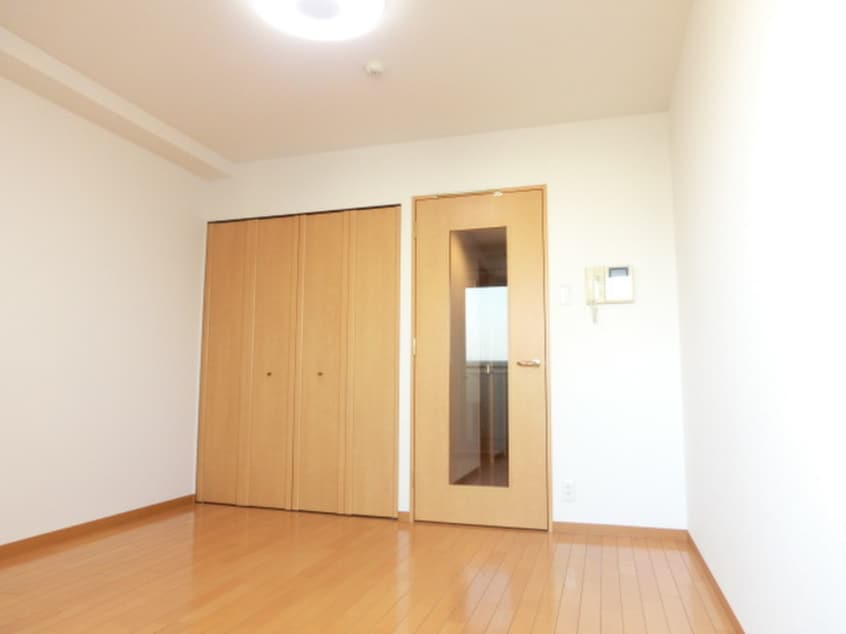 居室 グランドパレス西大路