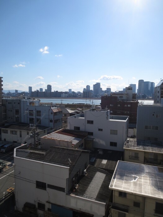 室内からの展望 ﾒｲﾝｽﾃｰｼﾞ大阪North Mark(604)