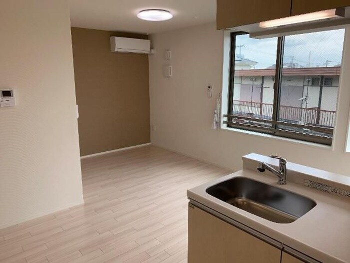 居室 ソレイアード