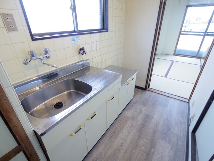 廊下 吉川ハイツ