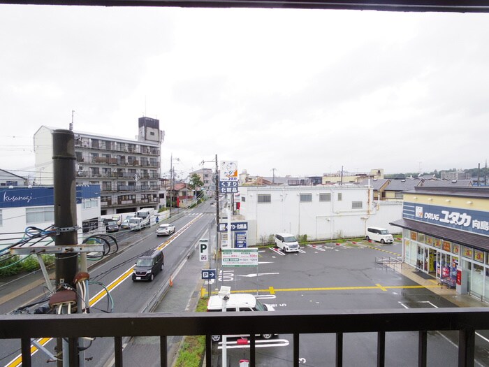 室内からの展望 吉川ハイツ