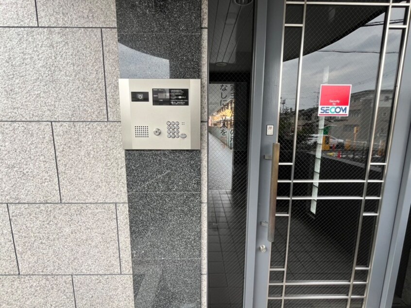 エントランス部分 今井ドゥーズィエムマンション