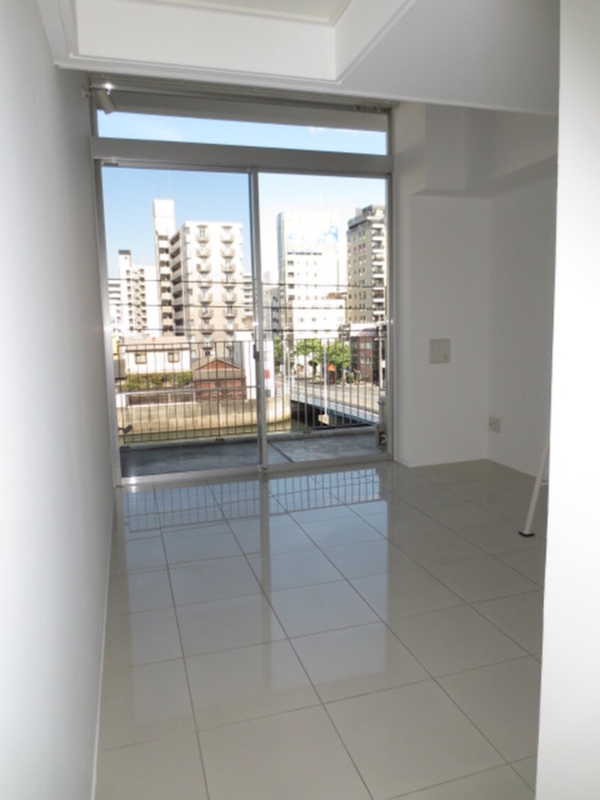 居室 是空ＮＡＮＢＡ　ＮＩＳＨＩ