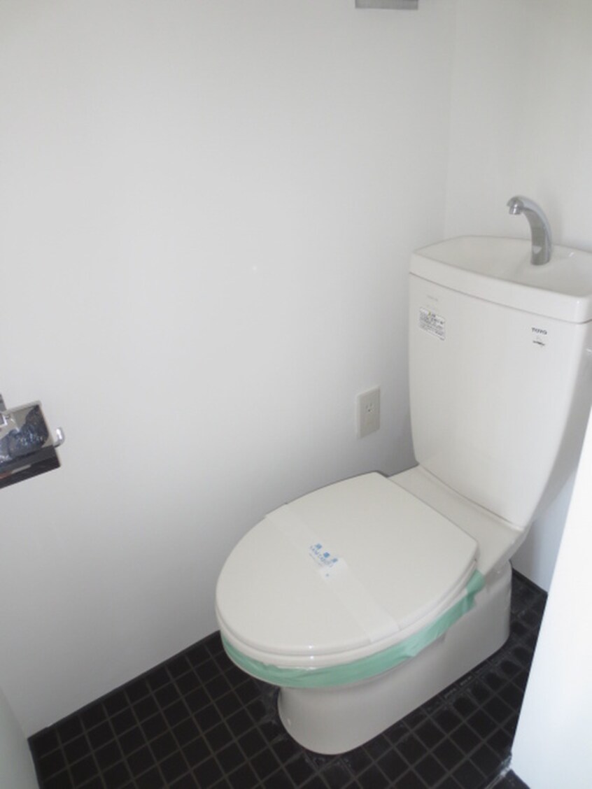 トイレ 是空ＮＡＮＢＡ　ＮＩＳＨＩ