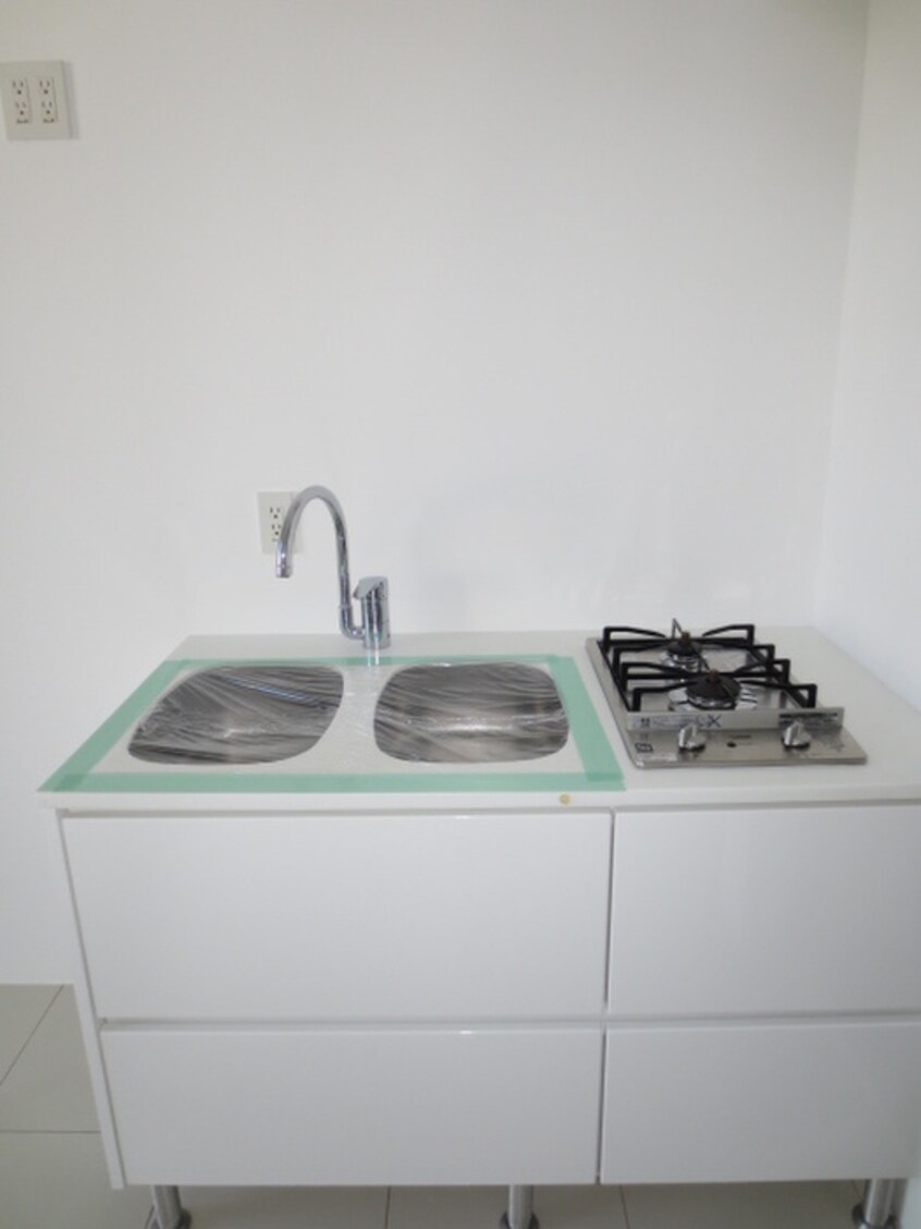 キッチン 是空ＮＡＮＢＡ　ＮＩＳＨＩ