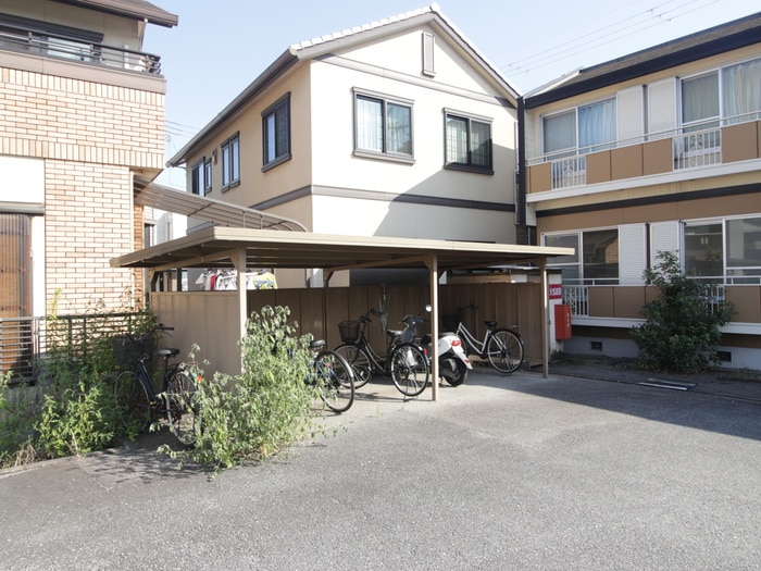 駐輪場 タウニィ・尾上