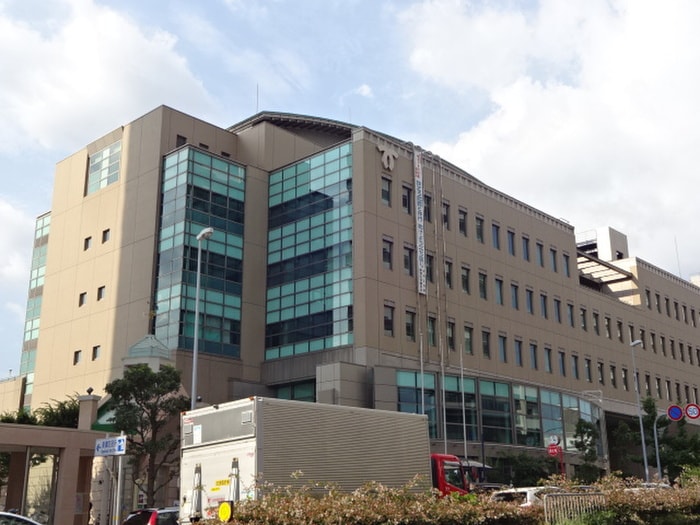 区役所(役所)まで690m リバーフロント
