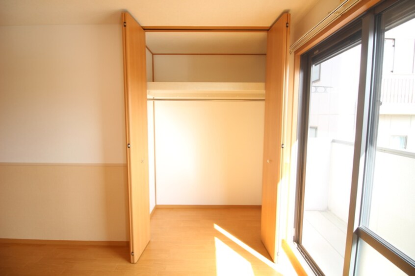 収納 光明町シティハイツ