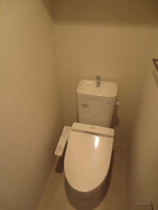 トイレ ﾒｲﾝｽﾃｰｼﾞ大阪North Mark(709)