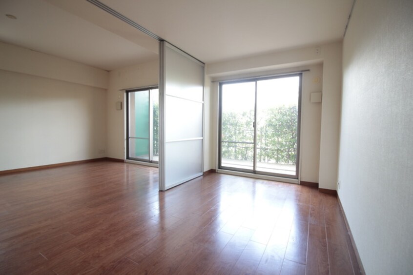 居室 ラディエ南武庫之荘Ⅲ