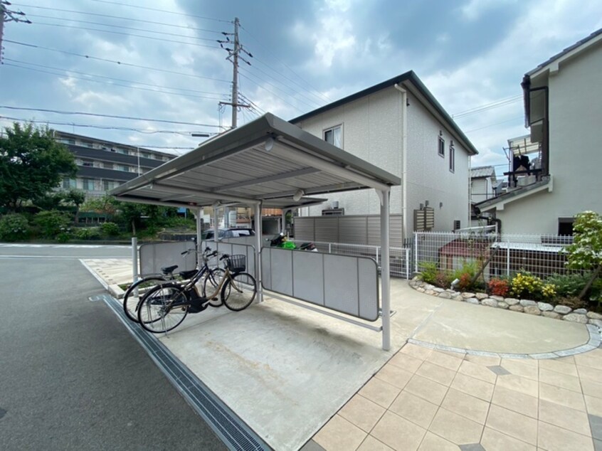 駐輪場 パレス藤阪東