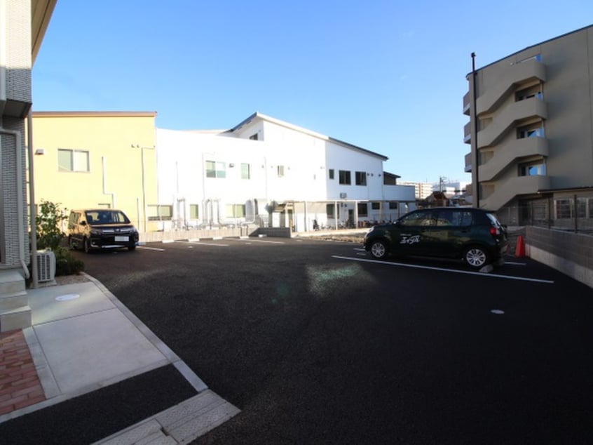 駐車場 ラシーネ洛楽A