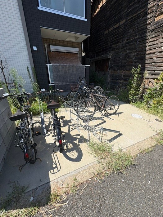 駐輪場 I maison　Rhodon