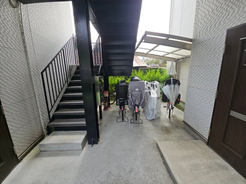 駐輪場 MAISON F