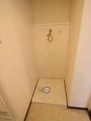 洗濯機置場 アーバンフラッツ西中島