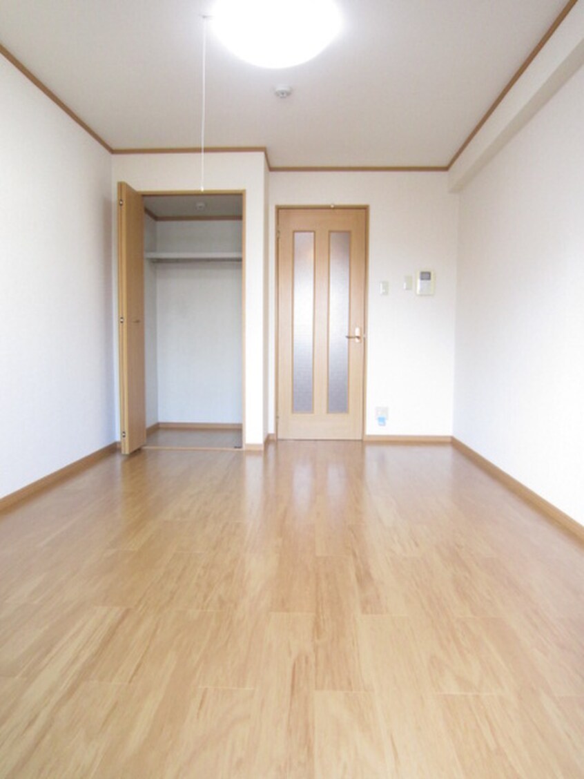 居室 イカルス日本橋