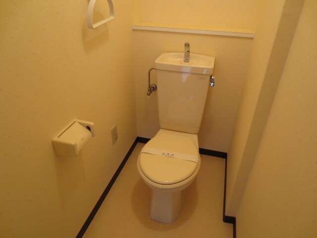 トイレ ハイツションブリアン