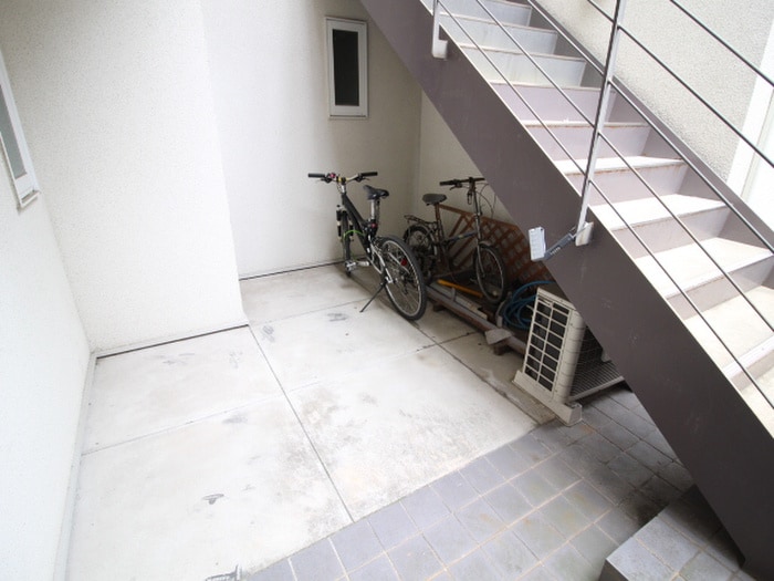 駐輪場 ＮＯＷ　ＨＯＵＳＥ