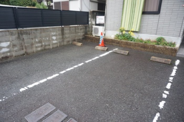 駐車場 モデラート八丁畷