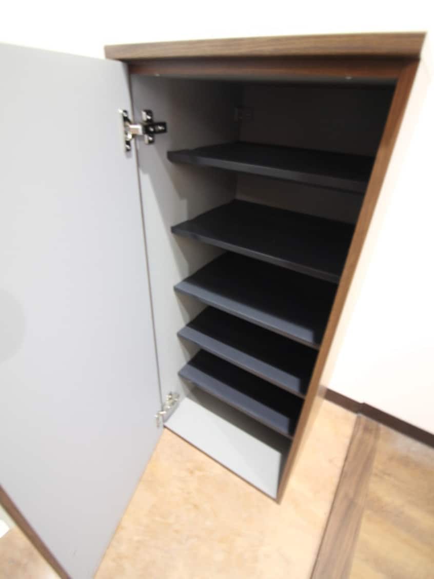 靴箱 アンリ北詰