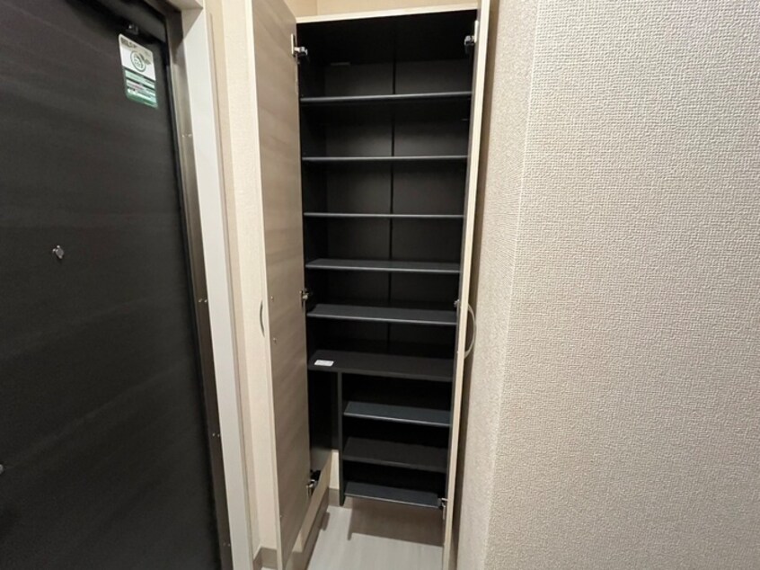 靴箱 GRAMM桂北滝川C棟