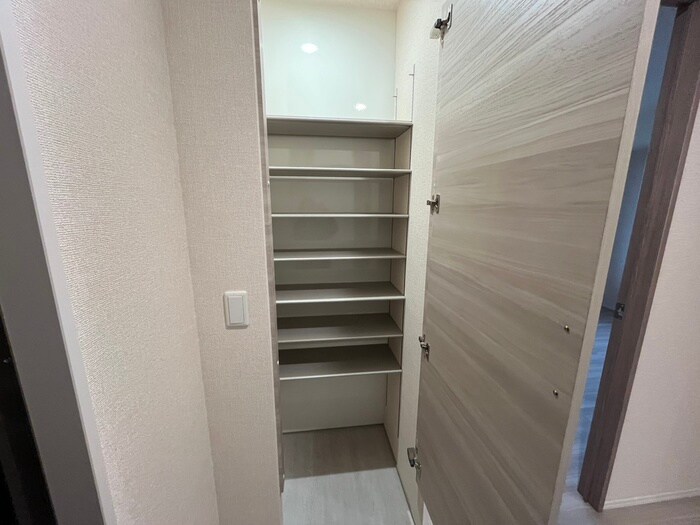 室内からの展望 GRAMM桂北滝川C棟