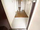 玄関 フィオーレ中井