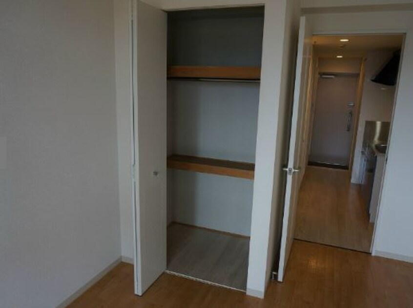 収納 ヴイレイア１０１