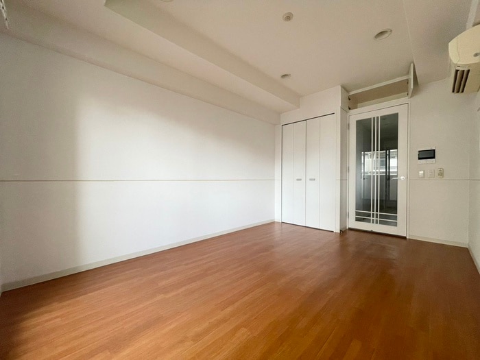 居室 ｲﾝﾍﾞｽﾄ神戸ＡＩＲ　ＦＲＯＮＴ