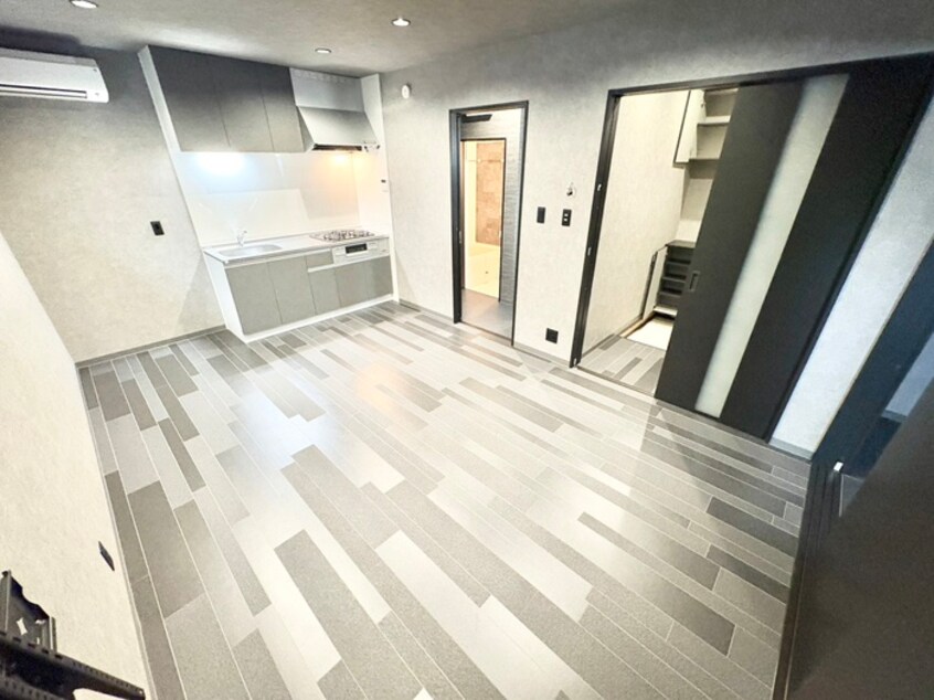 居室 Jinパレス井高野