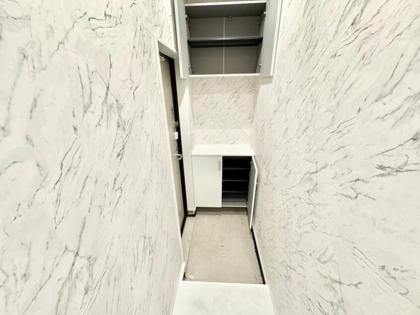 玄関 Jinパレス井高野