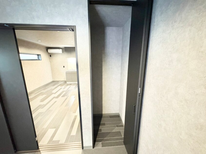 収納 Jinパレス井高野