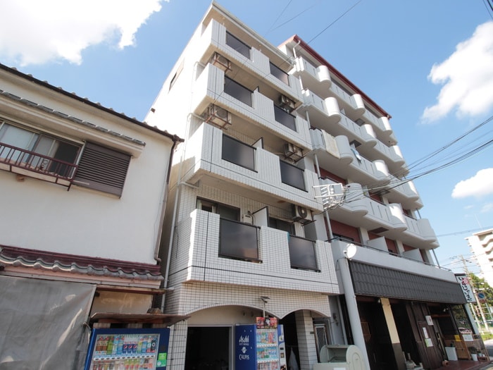 外観写真 プルシャン西淡路