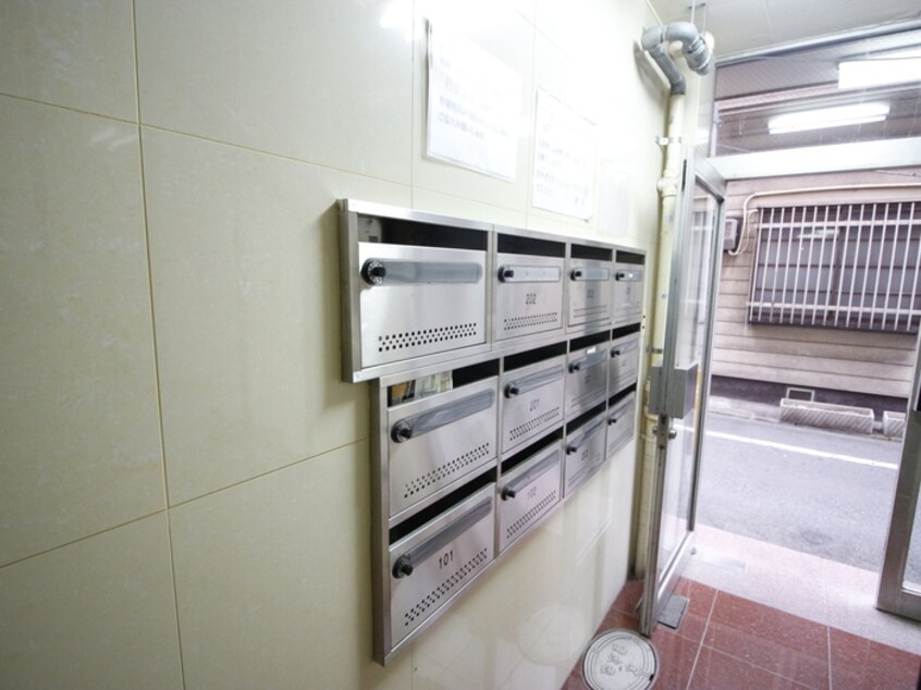 駐輪場 サンハイツ