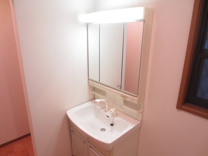 洗面 戸崎町貸家