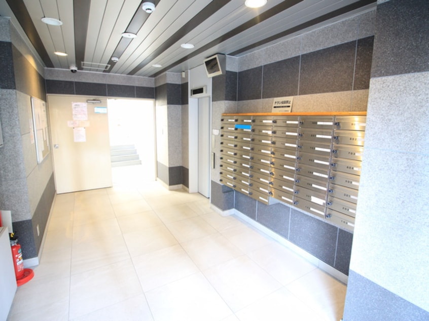 エントランス部分 ダイアパレス三国3号館(204)